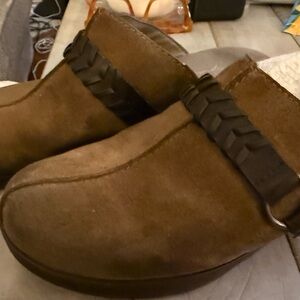 Easy Spirit 11W (Wide) Light Brown Suede Slip-On Shoes